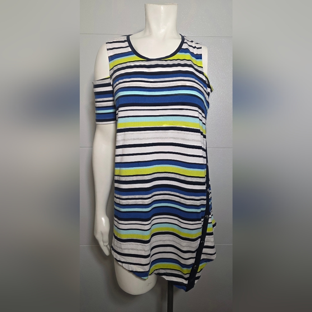Rafaella Weekend Cold Shoulder Top Womens L /G Chest  Asymmetrical Hem